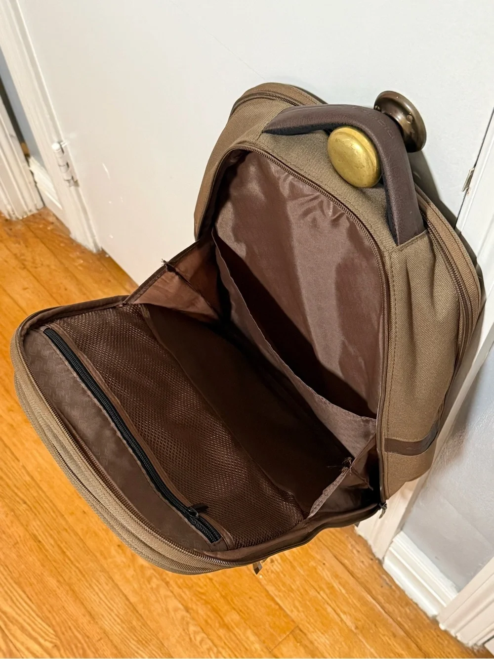 Solo New York Executive Backpack in Khaki & Brown Colorway (